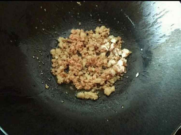 番茄焖面步骤4