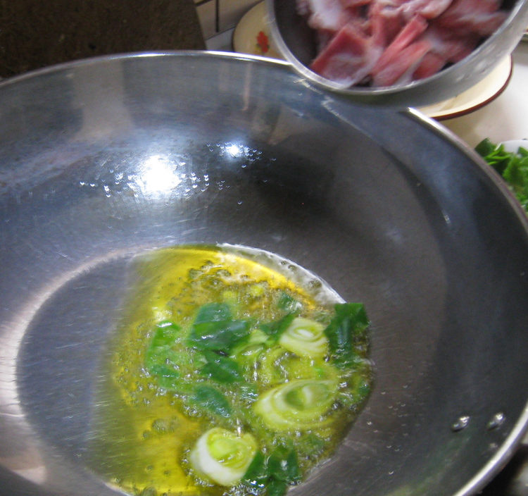白菜粉条炖冻豆腐步骤7