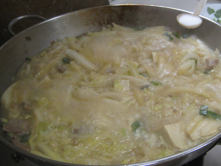 白菜粉条炖冻豆腐步骤14