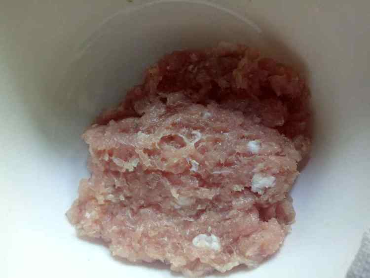 香炸小肉丸步骤2