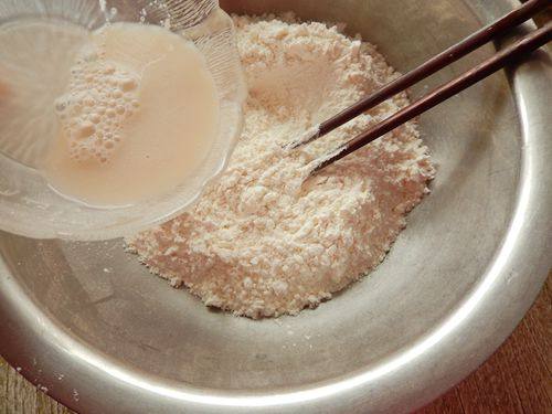 荠菜生煎包步骤1