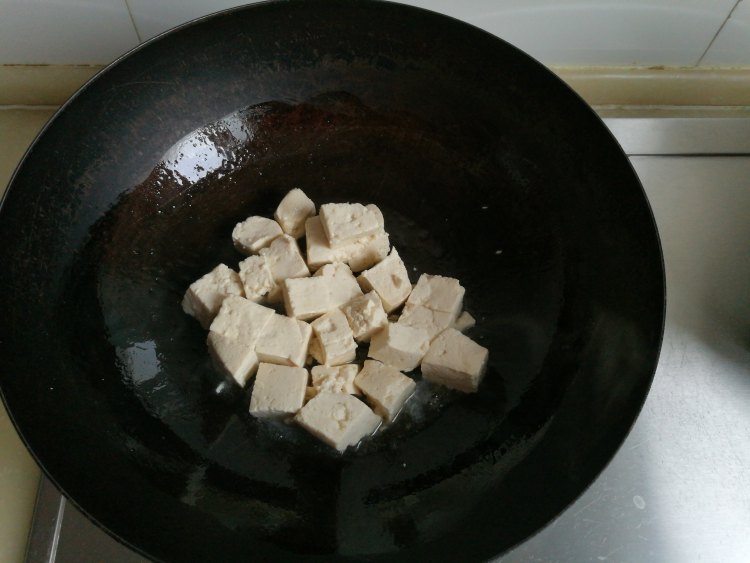 豆腐肉丸汤步骤3