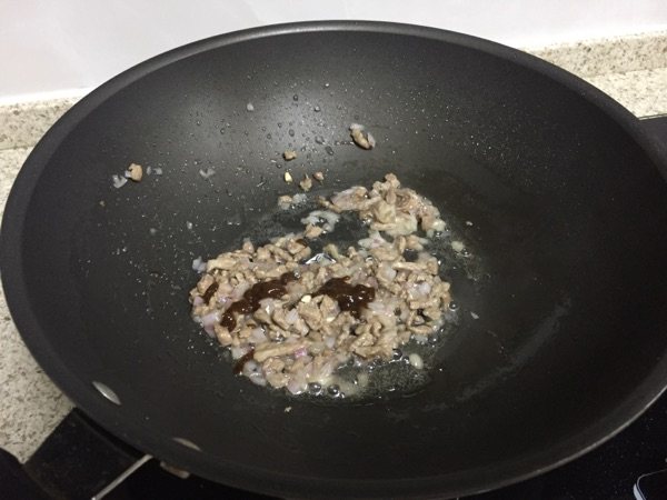 传统炸酱面步骤9