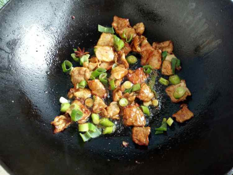 豆角山药粉条炖肉步骤4