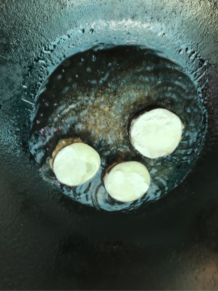 煎酿茄盒步骤9