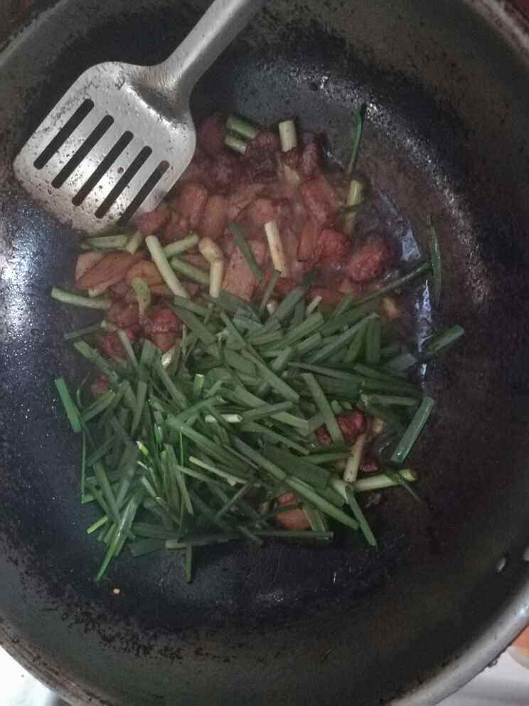 土豆蒜薹炒肉片步骤8