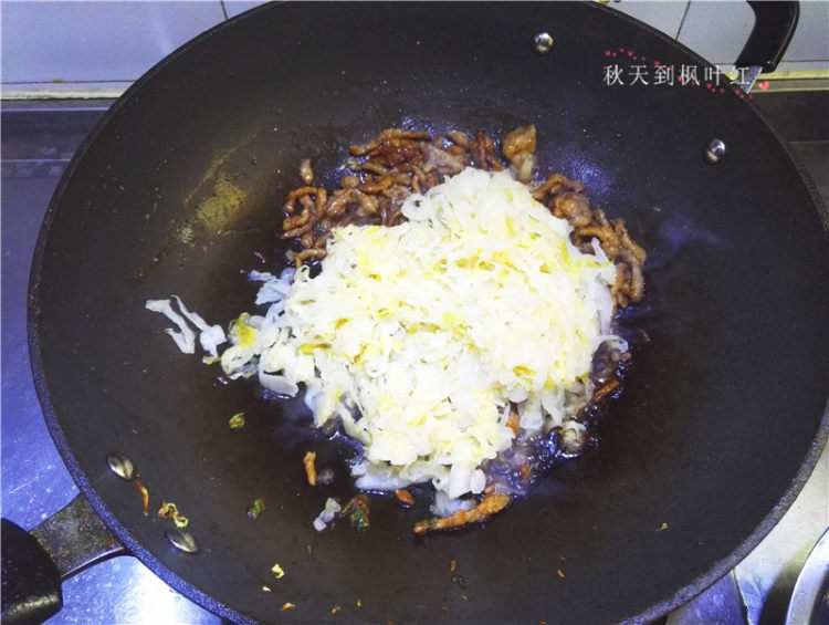 酸菜肉丝步骤4