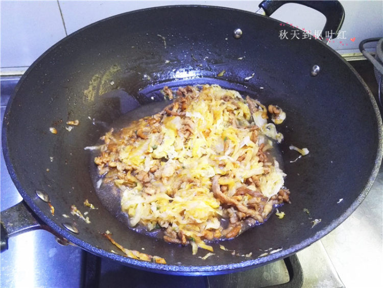 酸菜肉丝步骤7