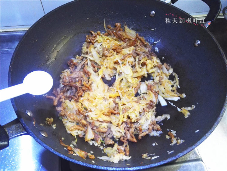 酸菜肉丝步骤6