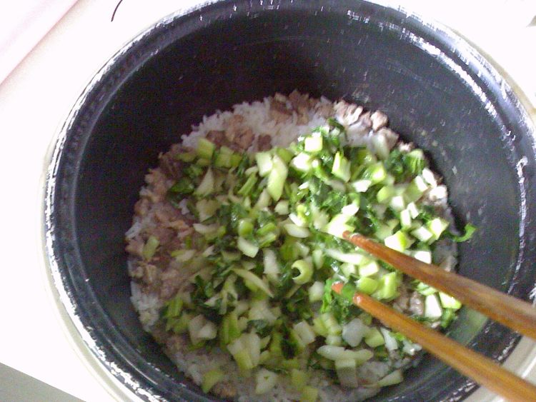 青菜肉末饭步骤5