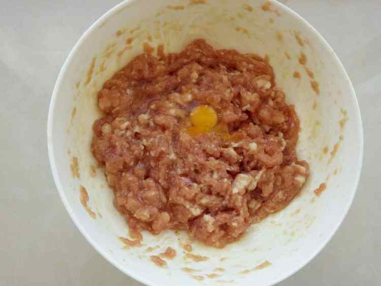 鲜肉小葱馄饨步骤3