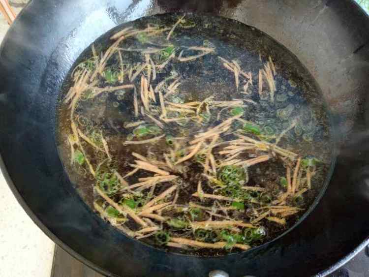 鲜肉小葱馄饨步骤9