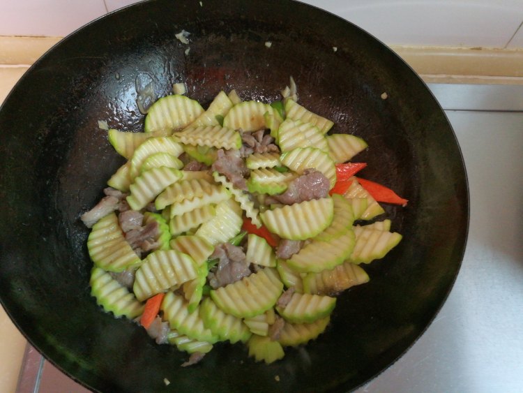 角瓜炒肉步骤8