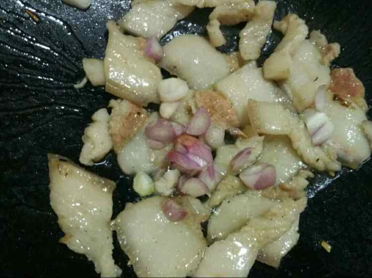 包菜炒肉步骤5