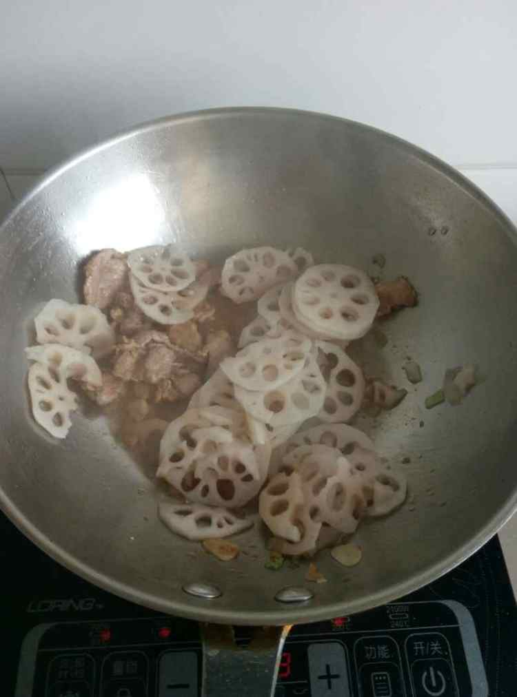 肉炒藕片步骤5