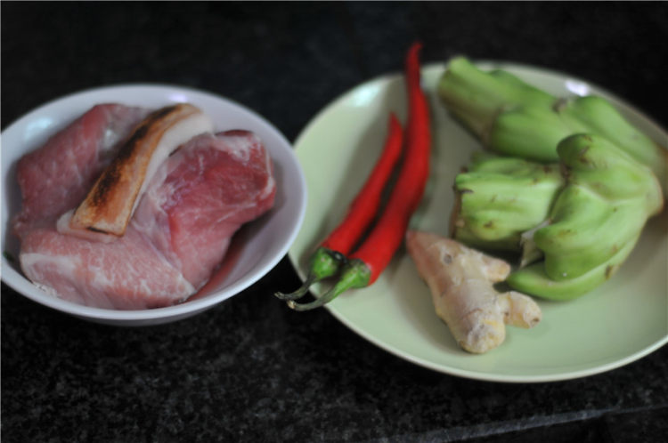 大头菜炒肉片步骤1
