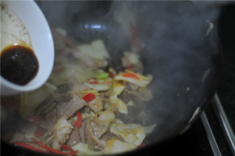 大头菜炒肉片步骤8