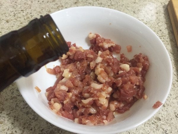猪肉煎包步骤5