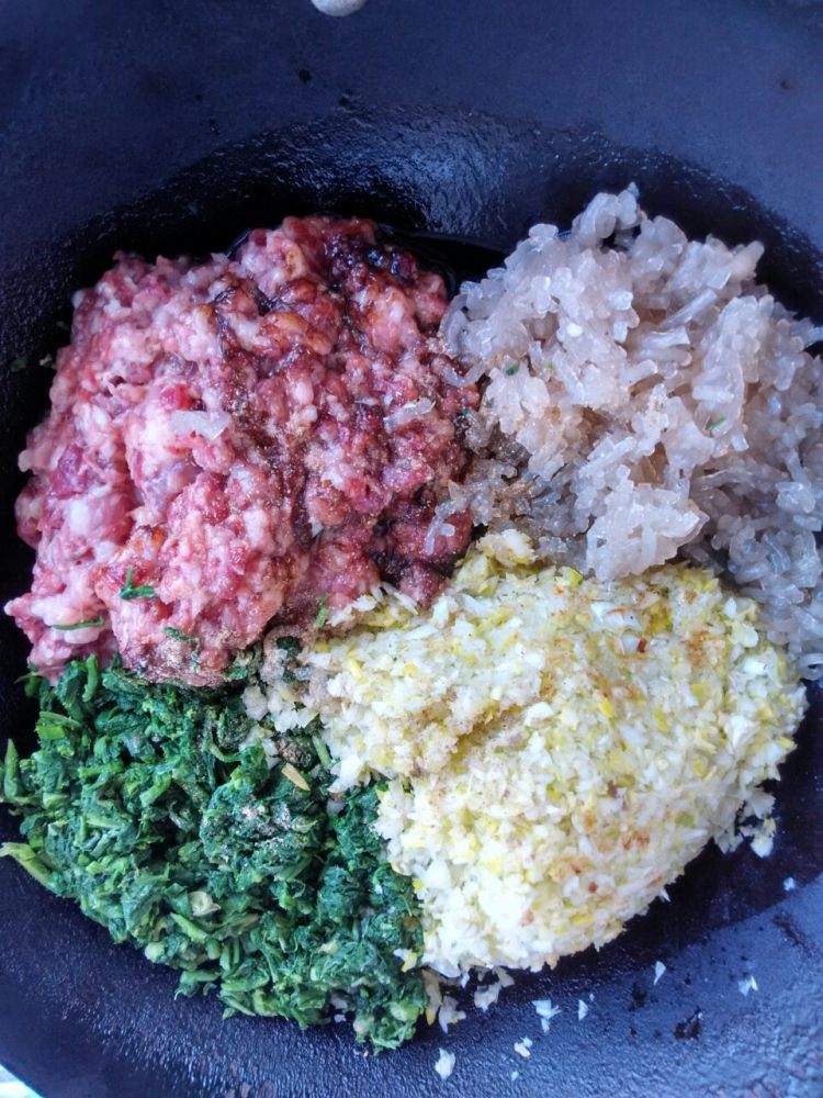 荠菜大葱猪肉饺子步骤6