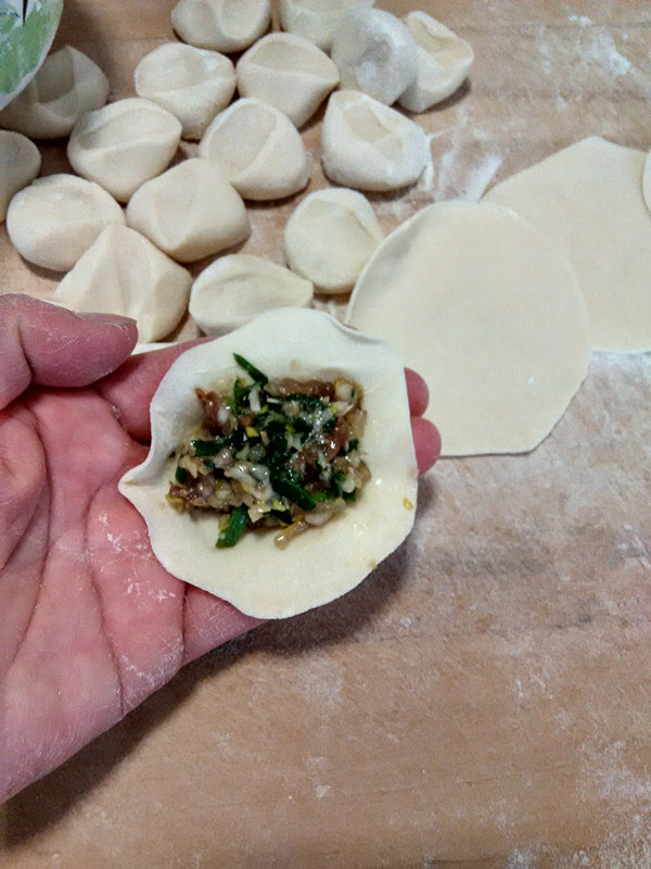 荠菜大葱猪肉饺子步骤9