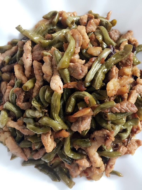 酸豆角炒肉步骤10