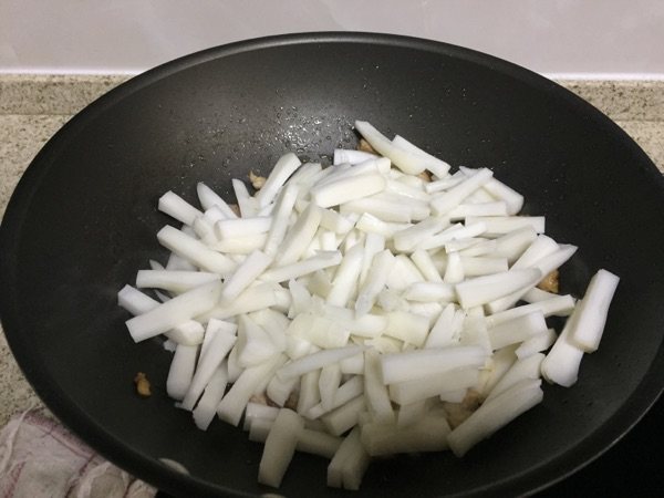 鸡蛋炒年糕步骤10