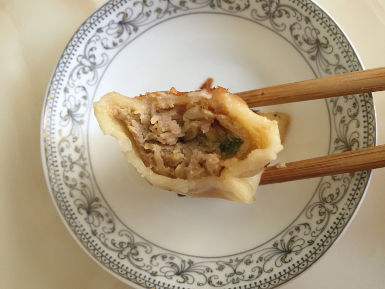 酸菜煎饺步骤10