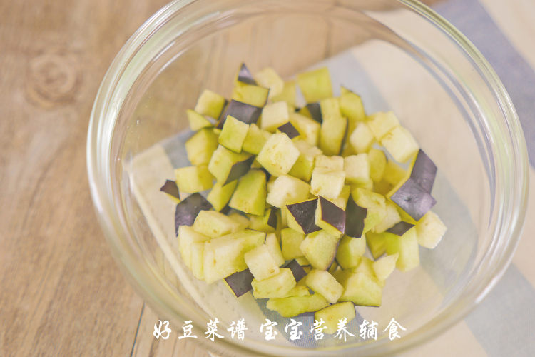 茄丁打卤面步骤3