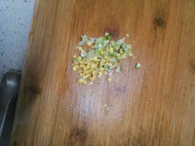 香菇豆角蒸饺步骤1