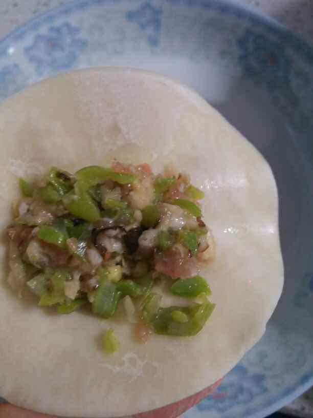 香菇豆角蒸饺步骤6