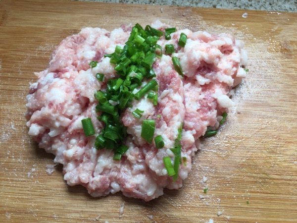菠菜肉包子步骤7