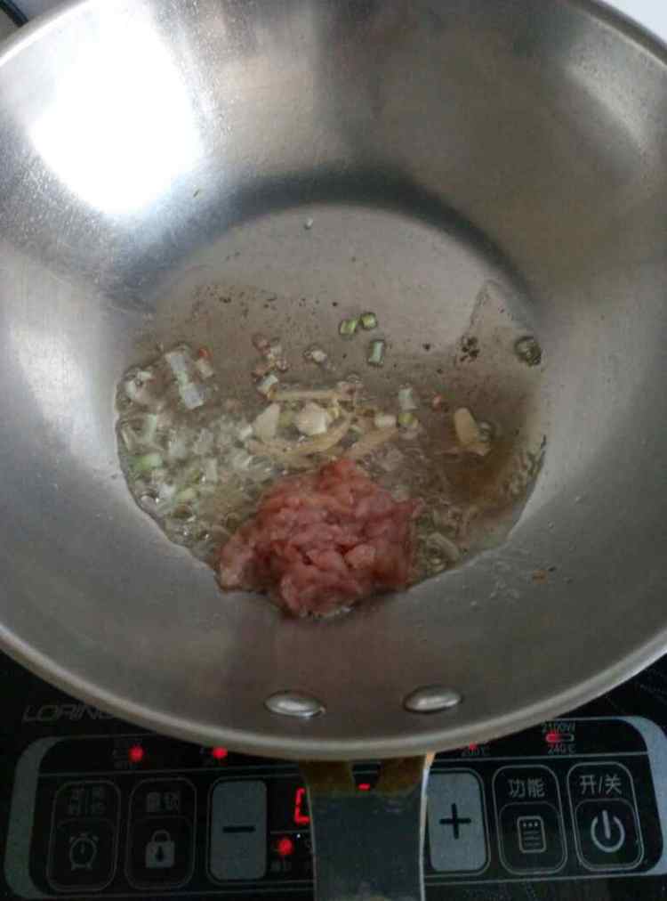 肉末苦瓜炒步骤5