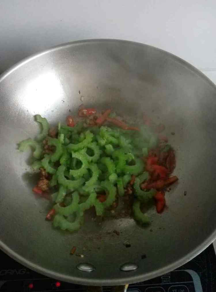 肉末苦瓜炒步骤8