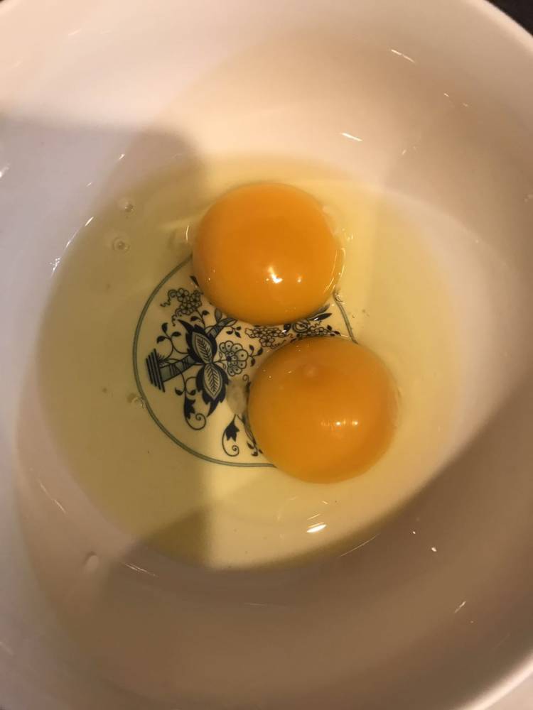香菇肉沫蒸鸡蛋步骤1