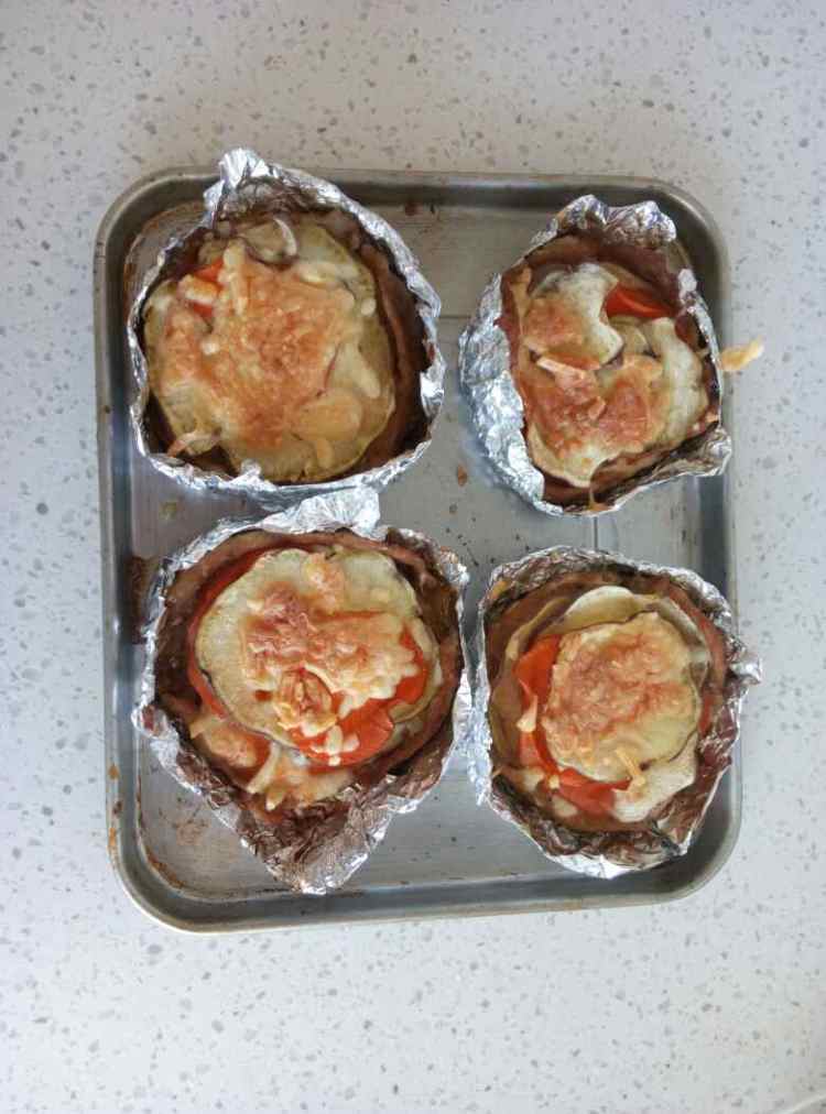 红薯胡萝卜肉片堡步骤8
