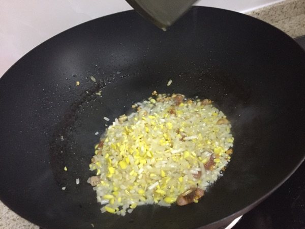 胡萝卜咸菜包步骤9