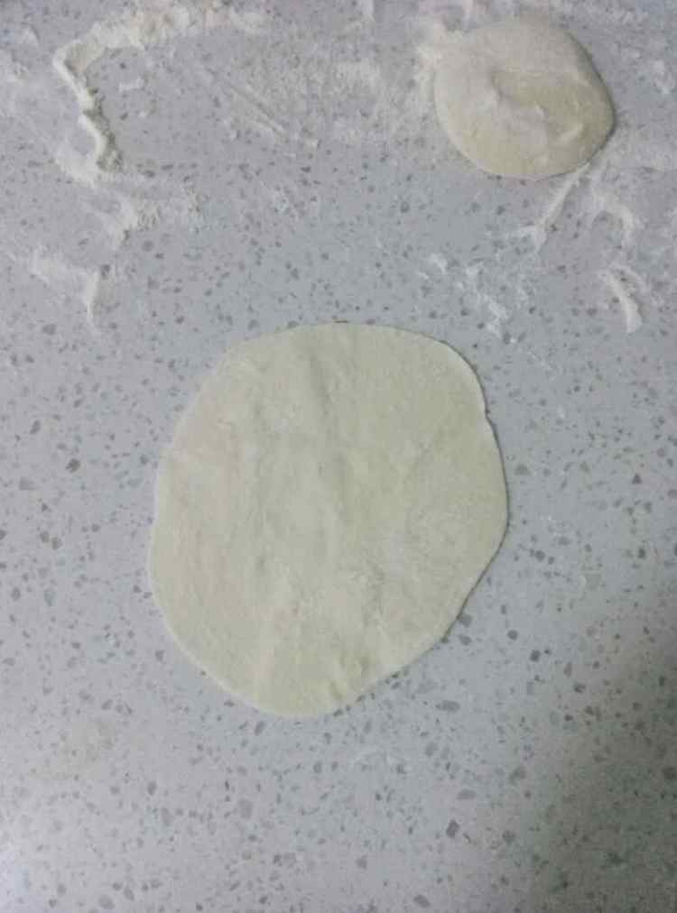 猪肉酸菜粉条包子步骤9