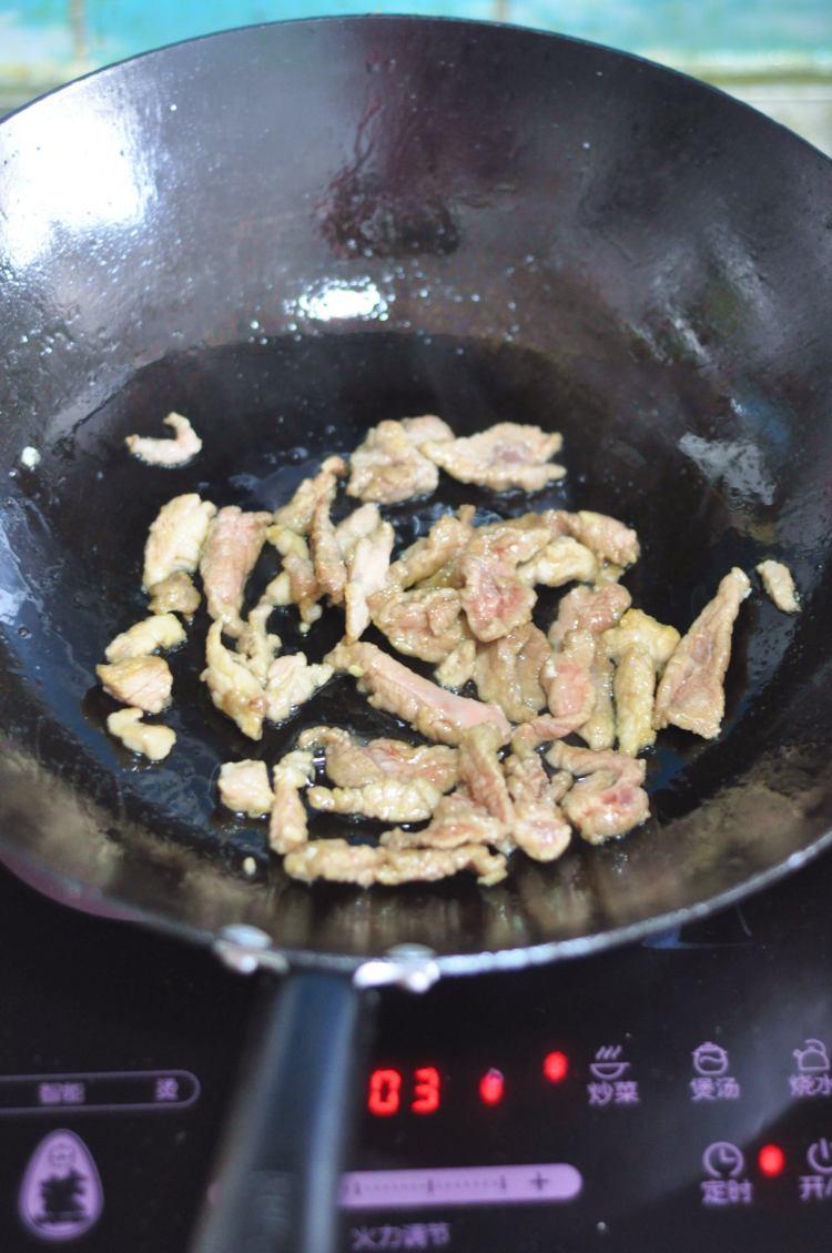 黄瓜熘肉片#本味家乡步骤4