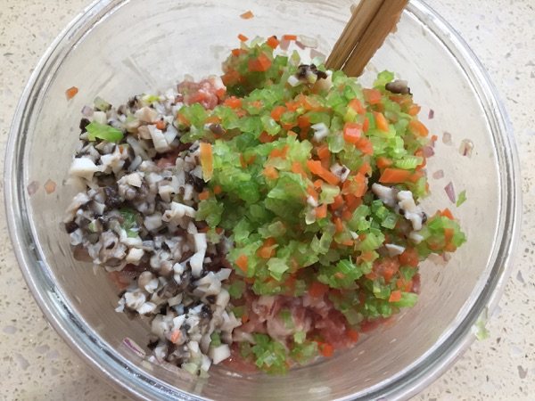 黄金猪肉蔬菜包#本味步骤11