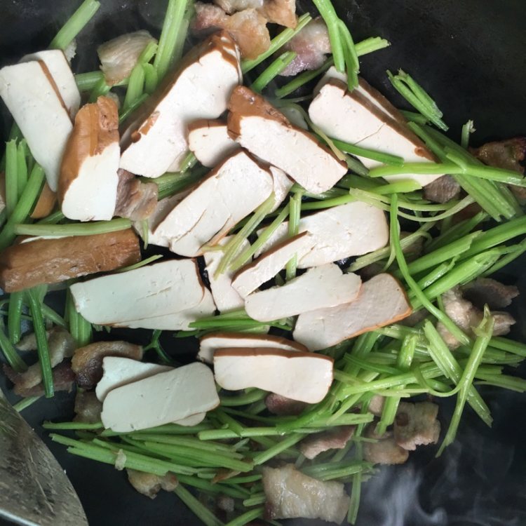 攸县香干炒肉步骤8