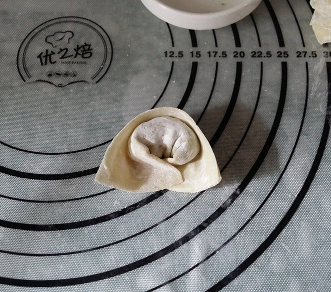 荠菜猪肉大馄饨#本味步骤10