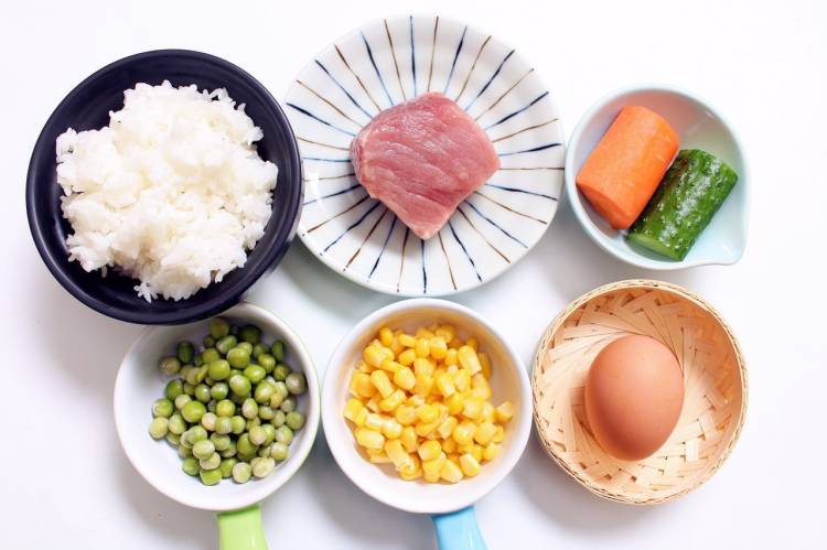 向日葵炒饭步骤1