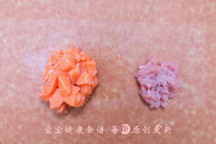 三文鱼蒸饺步骤2