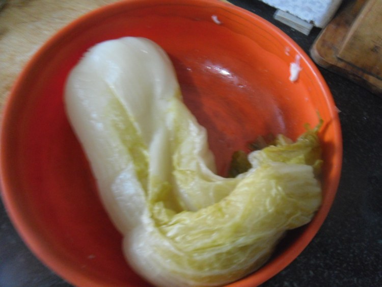肉丝酸菜粉步骤1