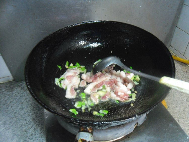 肉丝酸菜粉步骤4