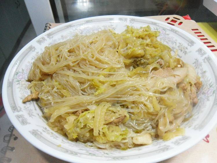 肉丝酸菜粉步骤12