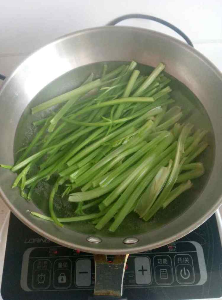 小金鱼饺子步骤2