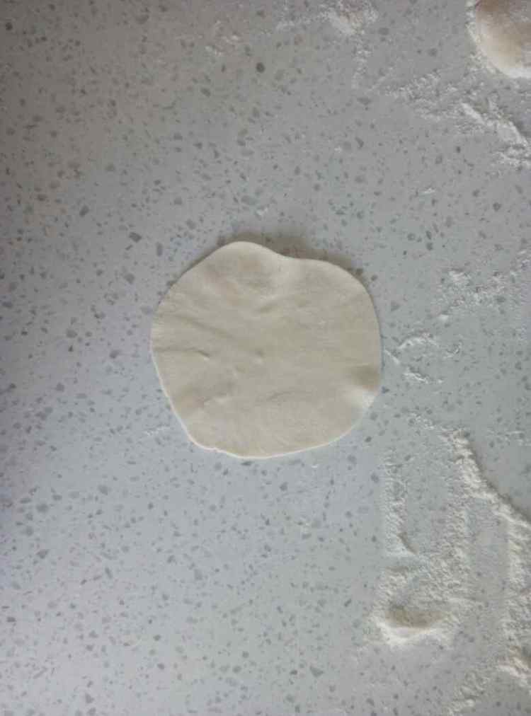 小金鱼饺子步骤6