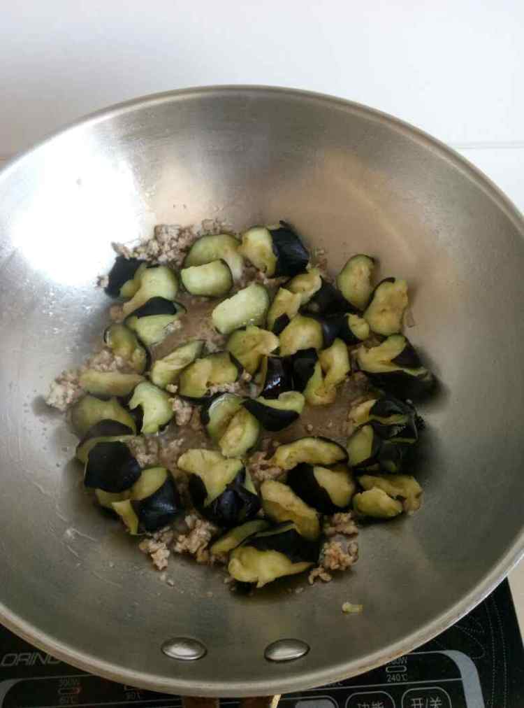 肉沫烧茄子步骤6