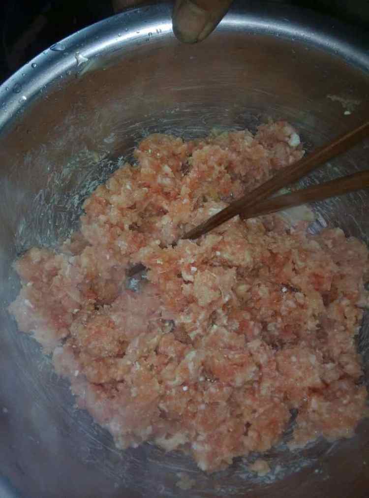 红枣蒸肉沫步骤2